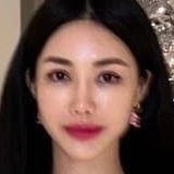 Pdhsisisjzo from Kuwait | Woman | 33 years old | Pisces
