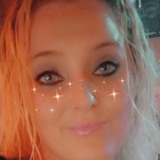 Robinnnick20O from Springfield | Woman | 36 years old | Aquarius