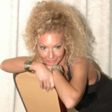 Di from Brasov | Woman | 52 years old | Cancer