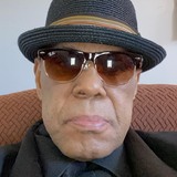 Thomasthornt6Y from Chicago | Man | 71 years old | Capricorn