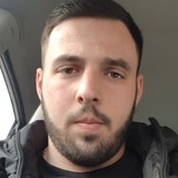 Lewis from Oakhill | Man | 28 years old | Cancer
