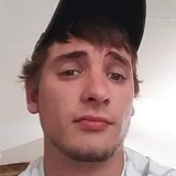 Dustinshuey8T from Craigsville | Man | 32 years old | Capricorn
