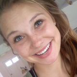 Nicole from Virginia Beach | Woman | 27 years old | Libra