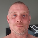 Robertm11Tv from Queensbury | Man | 45 years old | Taurus