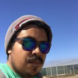 Bob from Seaside | Man | 28 years old | Gemini