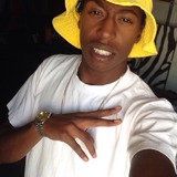 Denzell from Granada Hills | Man | 32 years old | Libra