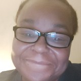 Vet from Philadelphia | Woman | 60 years old | Libra