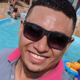 David from Americana | Man | 34 years old | Capricorn