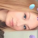 Annouk from Amsterdam | Woman | 27 years old | Cancer