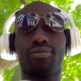 Diallo from Faggeto Lario | Man | 40 years old | Gemini