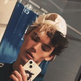 Jkalusavf from New Castle | Man | 22 years old | Gemini