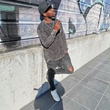 Sharujelild6 from Cesano Maderno | Man | 36 years old | Aquarius