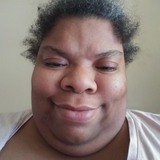 Kris from Evansville | Woman | 37 years old | Pisces