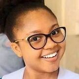 Lois from Chicago | Woman | 27 years old | Capricorn