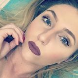 Danielle from West Babylon | Woman | 34 years old | Pisces