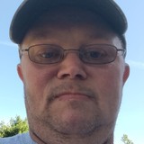 Larryashby19O from Elon | Man | 46 years old | Cancer