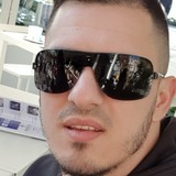 Dondule from Montreux | Man | 34 years old | Leo