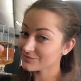 Linda from Zurich | Woman | 37 years old | Taurus