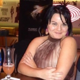 Alma from Szekesfehervar | Woman | 44 years old | Pisces