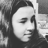 Flore from Gent | Woman | 24 years old | Aries