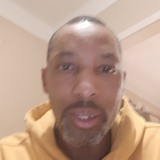 Bongo from Esch-sur-Alzette | Man | 46 years old | Cancer