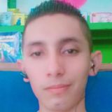 Carlos from Ario de Rosales | Man | 27 years old | Gemini