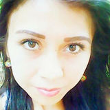 Zamran from Athens | Woman | 36 years old | Aries