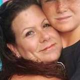 Beth from Melbourne Beach | Woman | 50 years old | Capricorn
