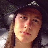 Lauren from Sao Sebastiao do Cai | Woman | 26 years old | Aries
