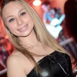 Laura from Sao Jose dos Pinhais | Woman | 33 years old | Cancer