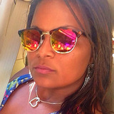 Lau from Hyattsville | Woman | 44 years old | Aquarius