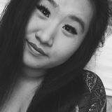 Mia from Calgary | Woman | 28 years old | Capricorn