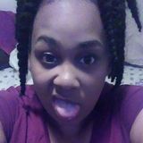 Yella from Minneapolis | Woman | 35 years old | Capricorn