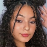 Luciaalvesdedv from Vila Velha | Woman | 22 years old | Sagittarius